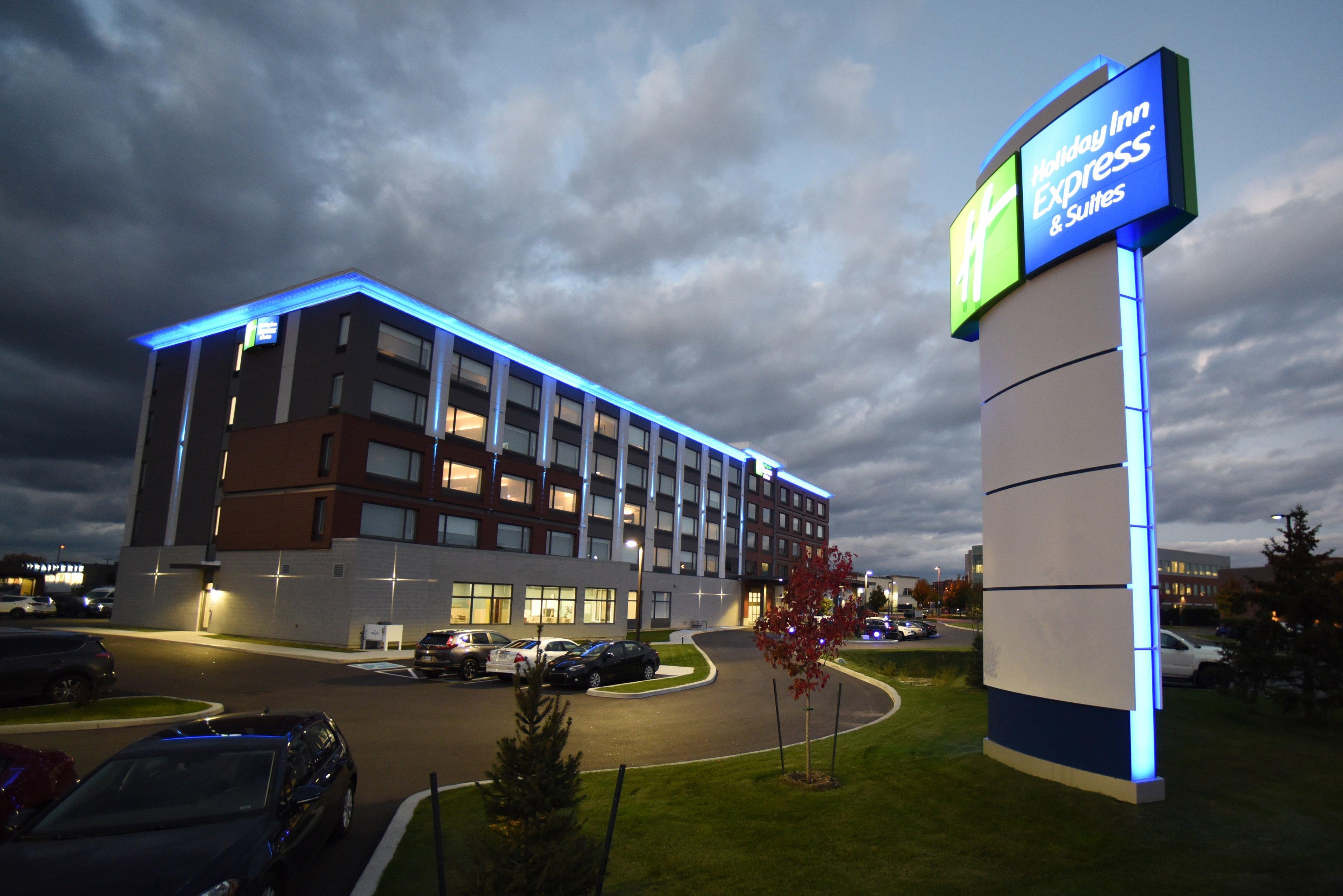 Holiday Inn Express & Suites - Gatineau - Ottawa By Ihg Exterior photo